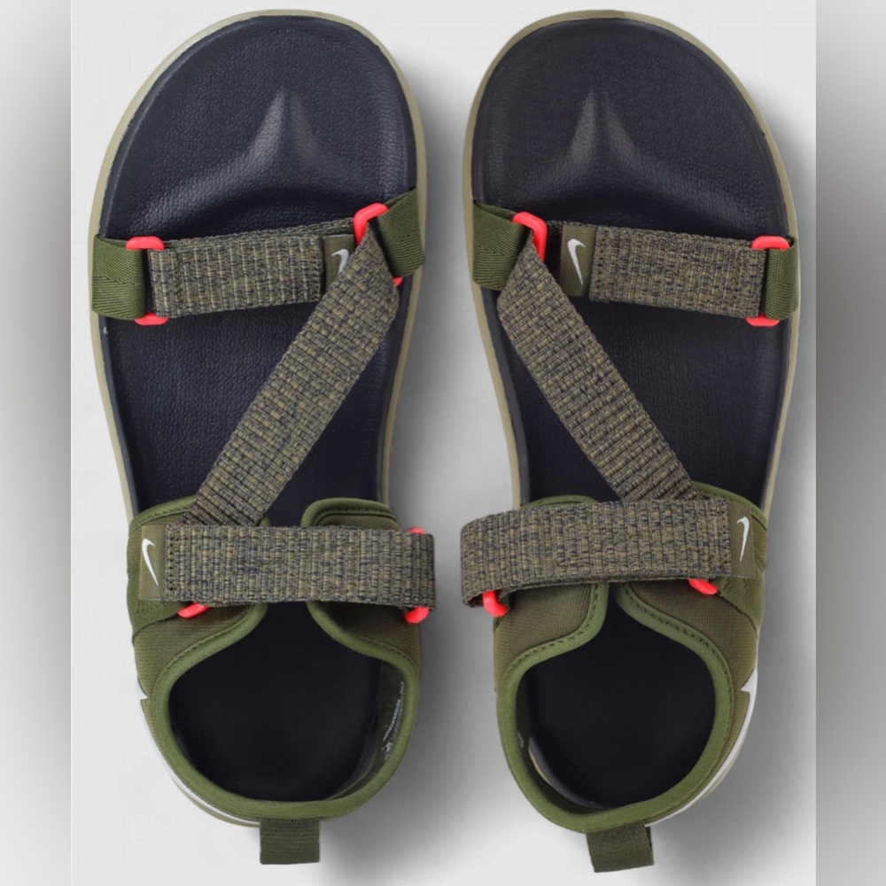 *NEW* Nike Rough Green Men’s Sandals US Size 15